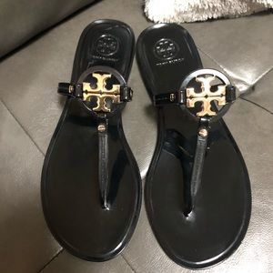 ❤️Tory Burch Mini Miller Jelly Thong Sandals❤️